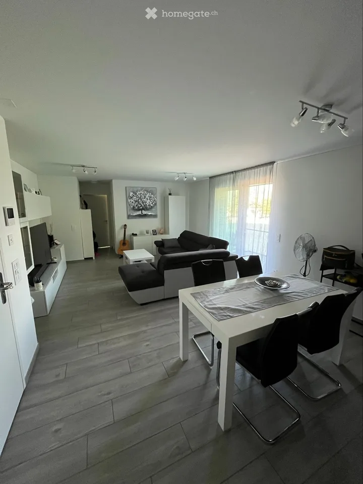 Ich suche einen Nachmieter für 2.5 Zimmer – Foto 2 von 5