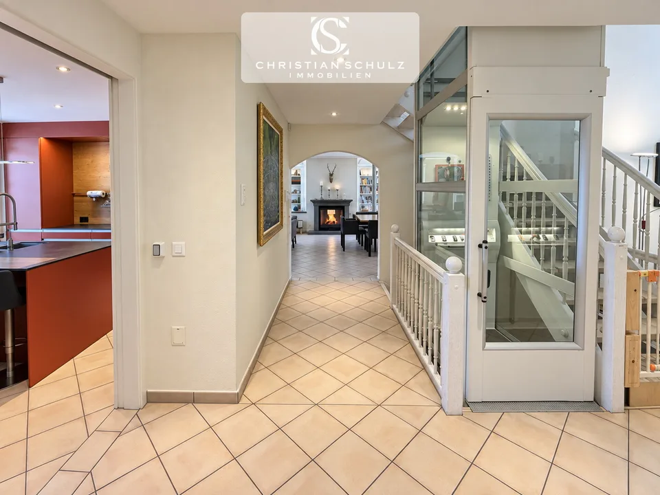 Toskanische Villa mit Säntisblick, Lift, Pool und grosszügiger Garage – Foto 17 von 29