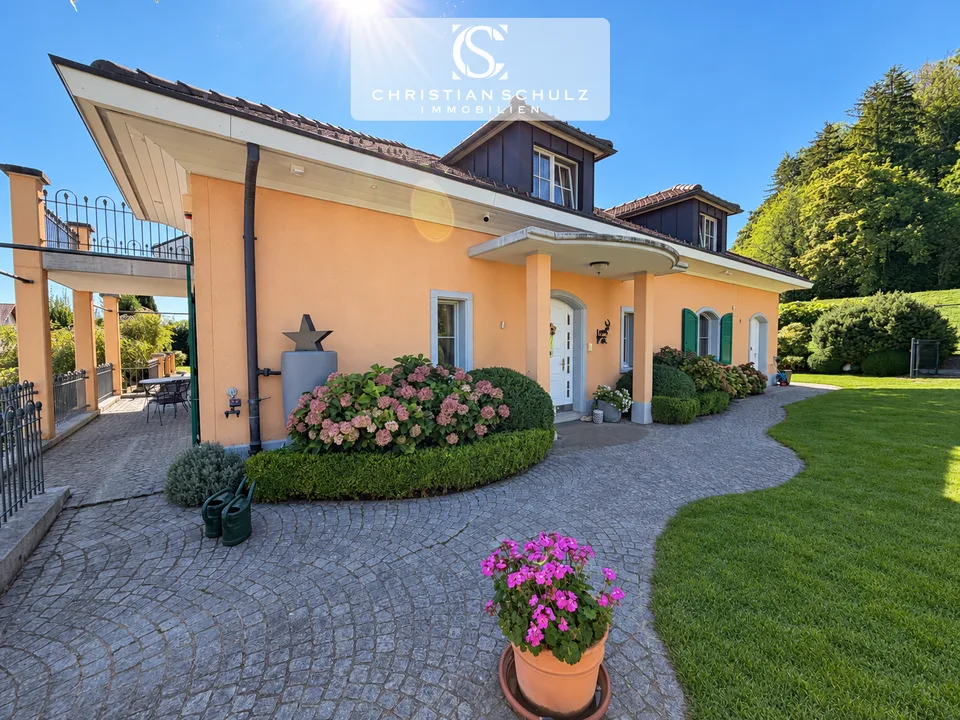 Toskanische Villa mit Säntisblick, Lift, Pool und grosszügiger Garage – Foto 5 von 29
