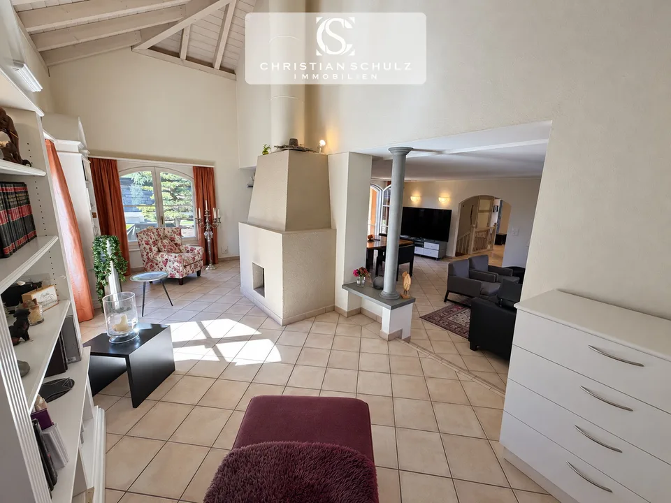 Toskanische Villa mit Säntisblick, Lift, Pool und grosszügiger Garage – Foto 15 von 29