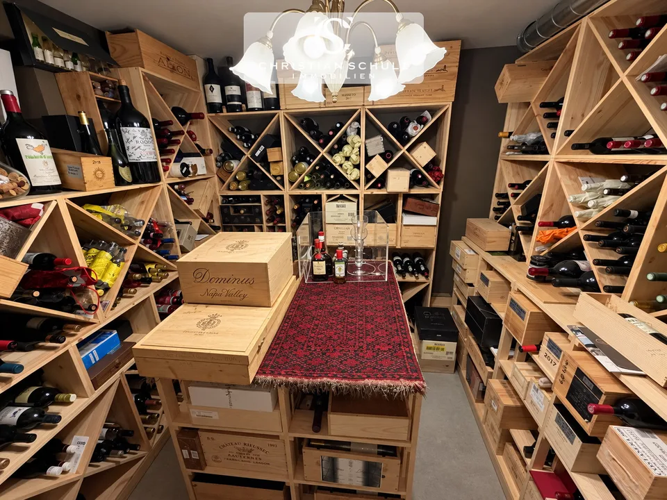 Toskanische Villa mit Säntisblick, Lift, Pool und grosszügiger Garage – Foto 27 von 29