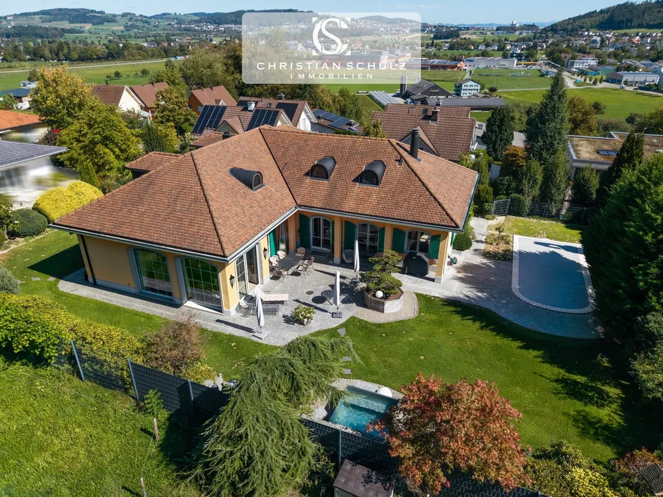 Toskanische Villa mit Säntisblick, Lift, Pool und grosszügiger Garage – Foto 7 von 29