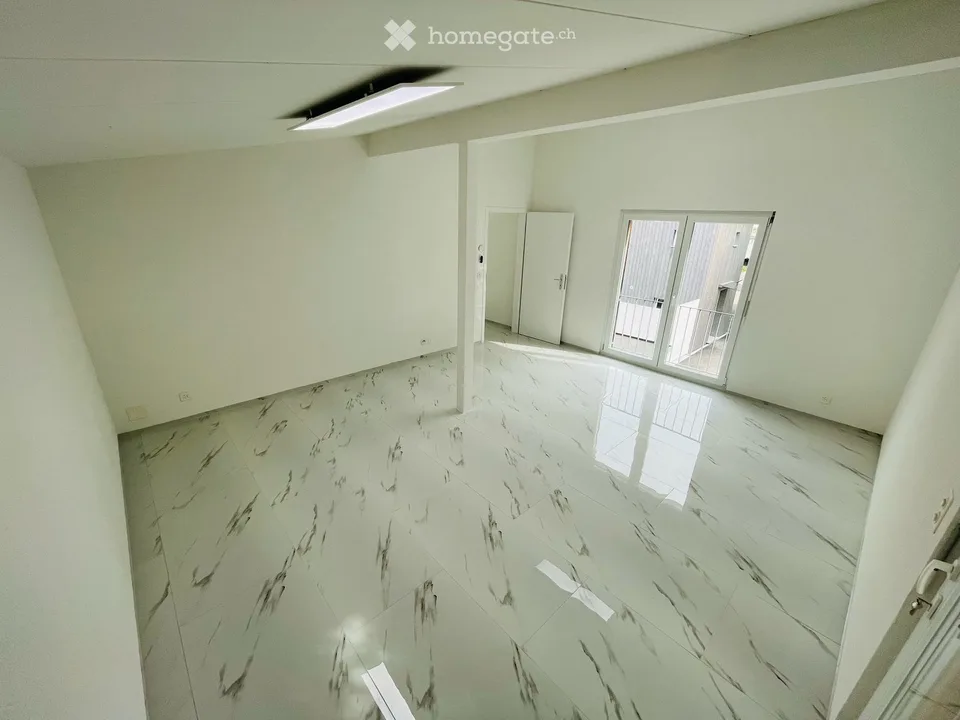 Ampia casa unifamiliare moderna a Rümlingen – foto 7 di 18