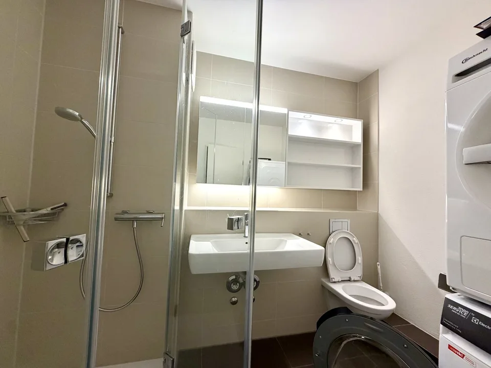 Modern und zentral gelegen mit Lift – Foto 5 von 5