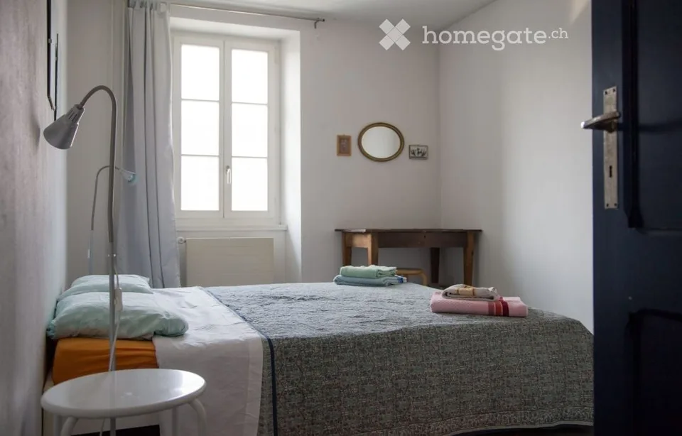 Prächtige Wohnung in einem alten Haus – Foto 2 von 4