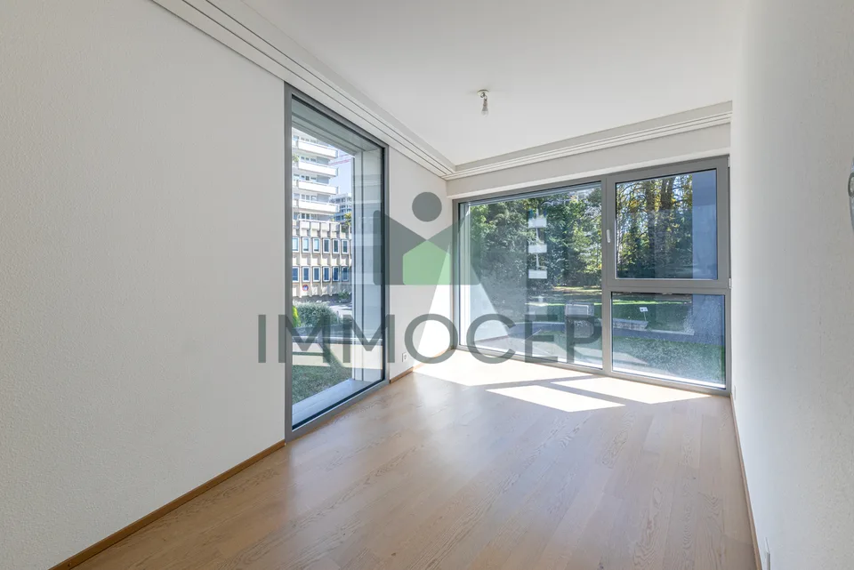 Exklusivität: Großes 4-Zimmer-Apartment mit 84 m2 Wohnfläche in den Eaux-Vives – Foto 4 von 10