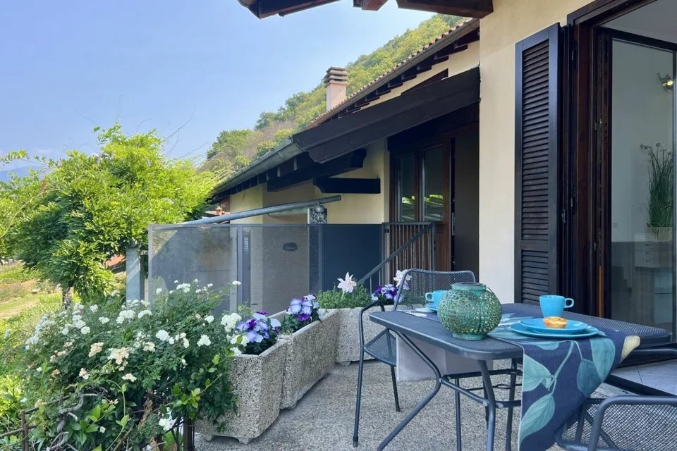 Accogliente casa unifamiliare (villetta bifamiliare) con una splendida vista sul lago – foto 27 di 29