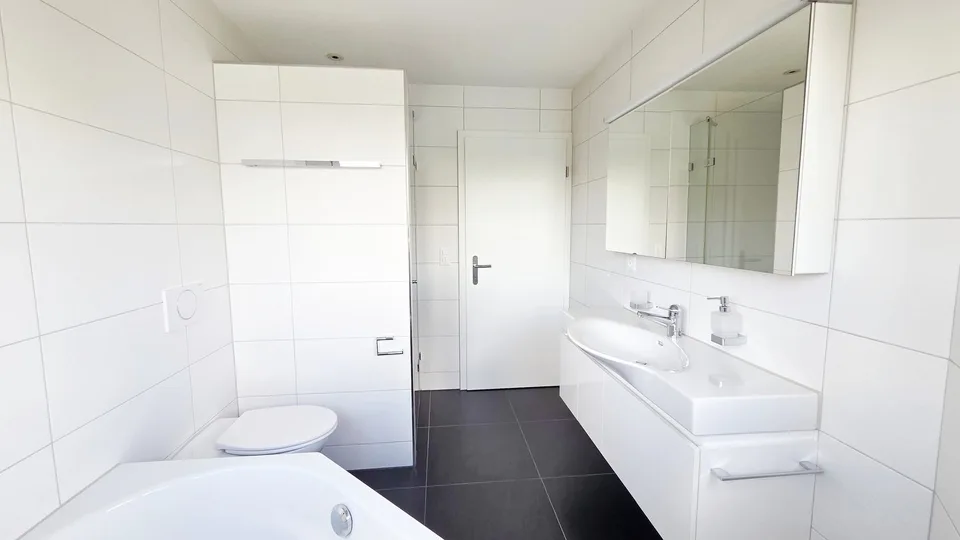 Emménager directement - appartement moderne 5 ½ pièces dans une maison de 5 parties avec sa propre buanderie – photo 10 sur 18