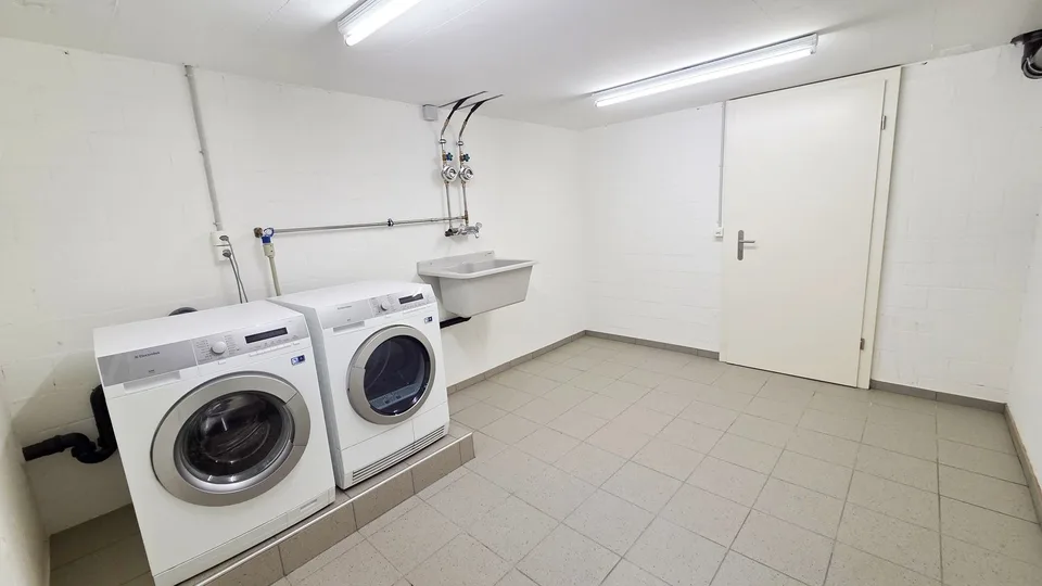 Emménager directement - appartement moderne 5 ½ pièces dans une maison de 5 parties avec sa propre buanderie – photo 16 sur 18
