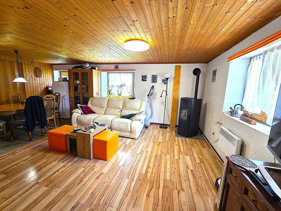 schönes Doppelchalet mit Garten und herrlicher Aussicht – Foto 18 von 30