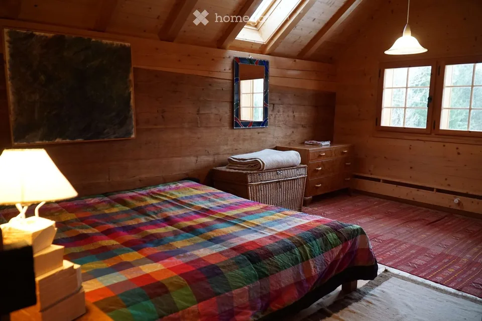 Freundliche Dachwohnung in Bauernhaus – Foto 2 von 5