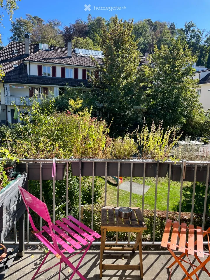 BEFRISTET: Möblierte 4.5-Zimmer-Maisonette mit Aareblick – Foto 4 von 5
