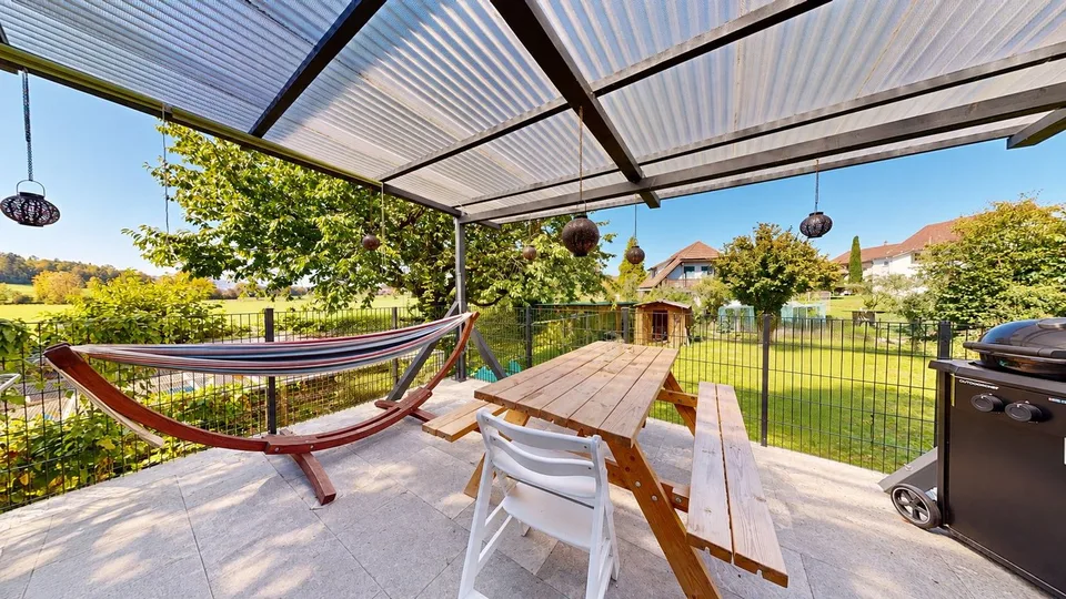 Casa unifamiliare di 5,5 locali con grande giardino, veranda e vista panoramica – foto 4 di 17