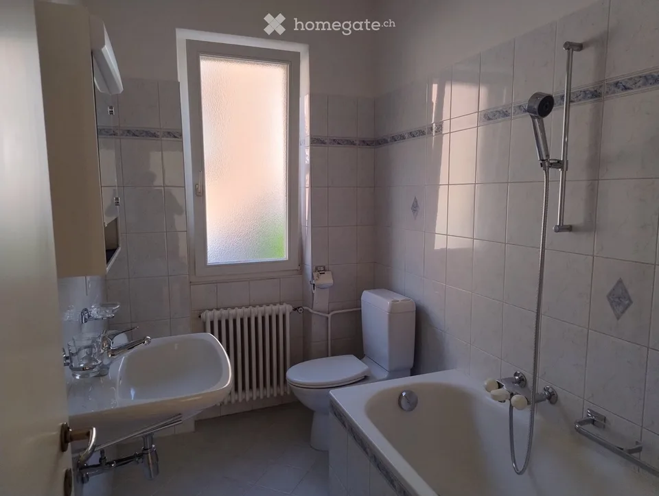 Helles Apartment in Minusio – Foto 4 von 5