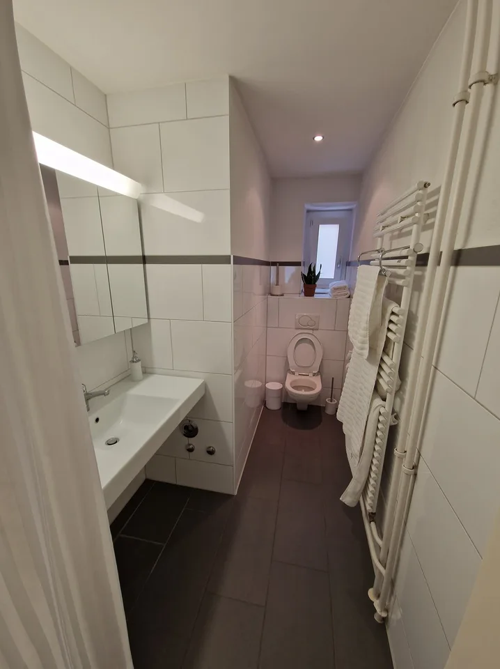 3½ ZI-WOHNUNG IN ZÜRICH - KREIS 3 WIEDIKON, MÖBLIERT, TEMPORÄR – foto 8 di 8