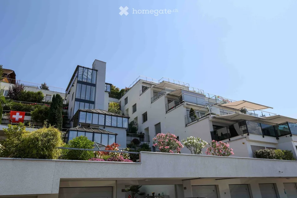 Attikawohnung mit Terrasse und Dachgarten – Foto 2 von 14