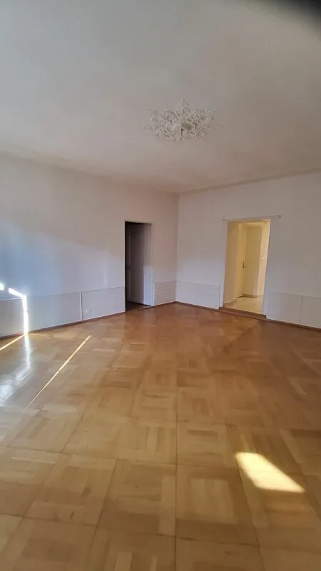 Gebäude – Foto 5 von 6