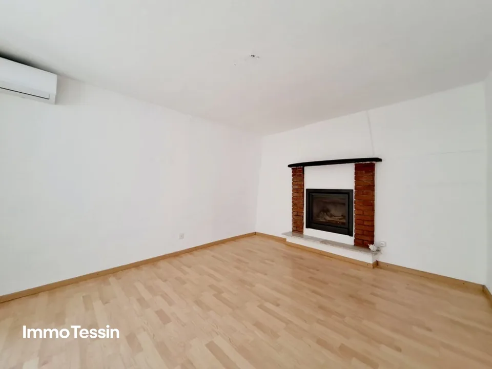 Grosszügiges & charmantes Nucleo Tessinerhaus mit 2 Wohnungen an schöner Lage mit Sicht in die Tessiner Bergwelt – Foto 8 von 13