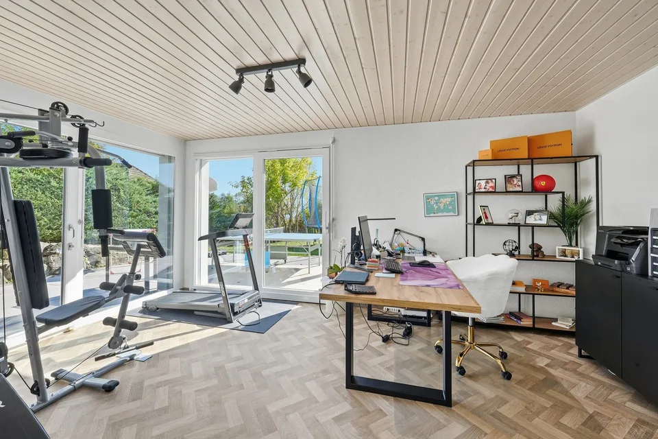 Einzelvilla mit Seeblick – Foto 9 von 12