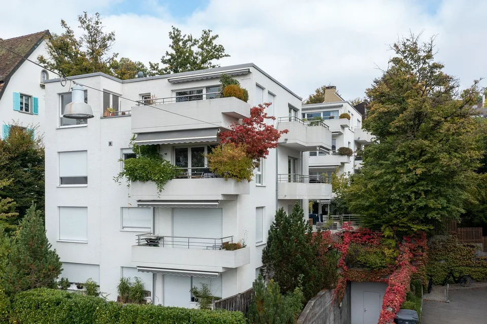 Appartement designer 2 pièces ensoleillé avec vue sur le lac – photo 2 sur 15