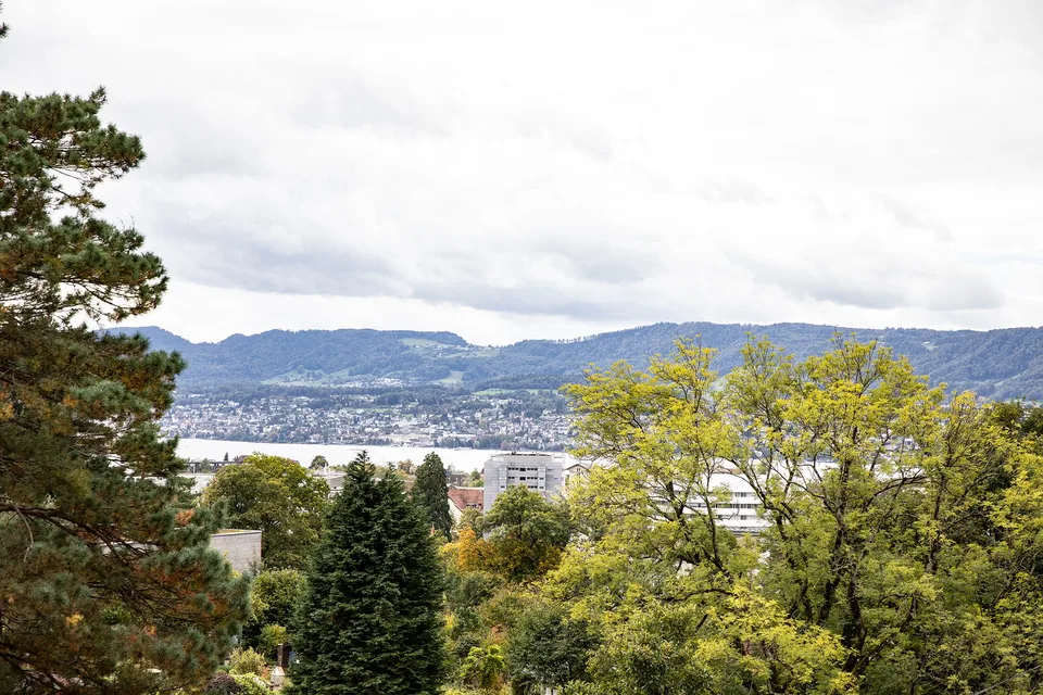 Appartement designer 2 pièces ensoleillé avec vue sur le lac – photo 3 sur 15