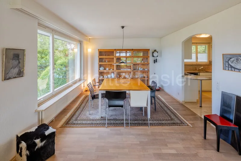 Maison unifamiliale de 6,5 pièces très bien entretenue dans un excellent emplacement résidentiel et panoramique – photo 7 sur 13