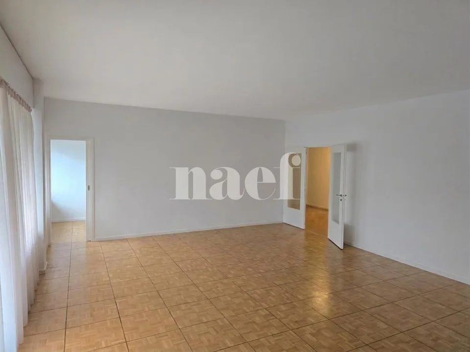 Schönes 4-Zimmer-Apartment mit 2 Balkonen in Champel – Foto 3 von 9