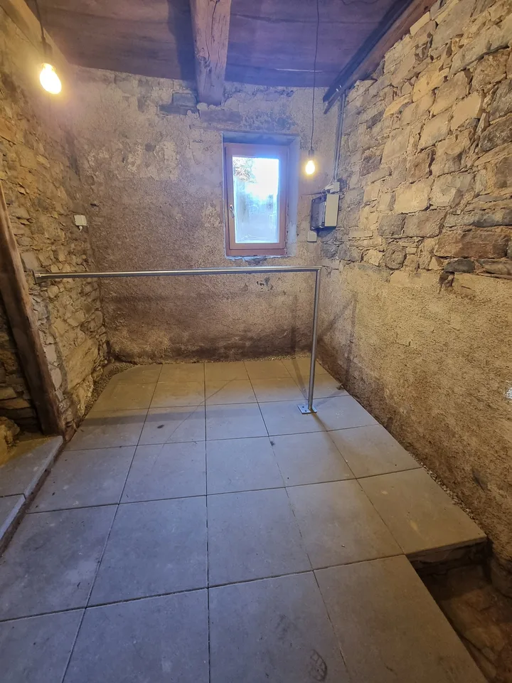 Moderne und gemütliche 2.5-Zimmer-Wohnung eingerichtet im Kern – Foto 8 von 9