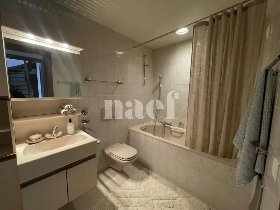Centro di Founex - Accogliente appartamento duplex di 6 locali al 2° piano con caminetto e balcone – foto 9 di 12
