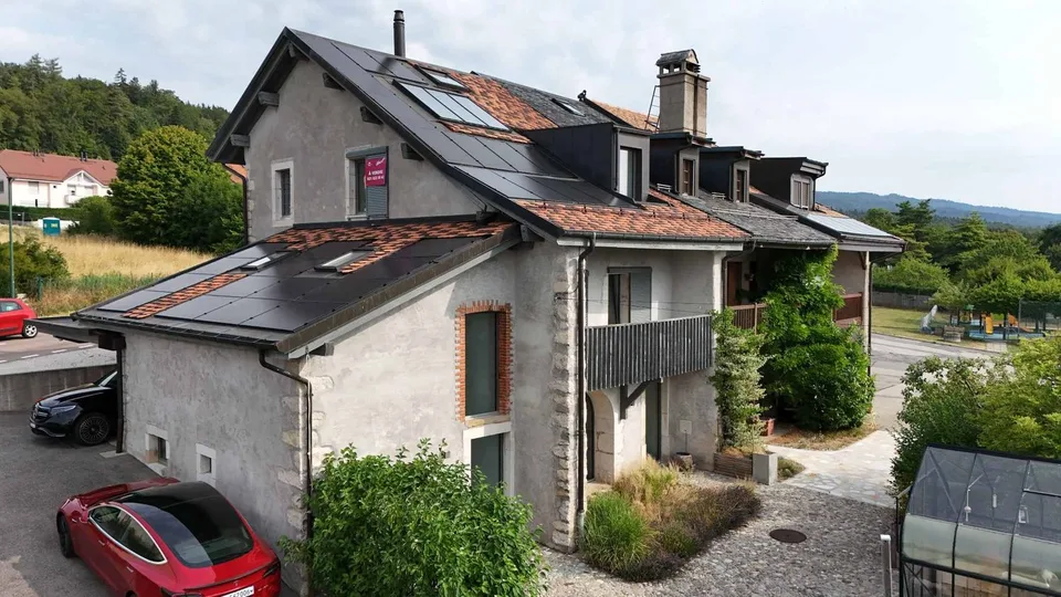 Einfamilienhaus mit 6.5 Zimmern, komplett renoviert – Foto 8 von 9