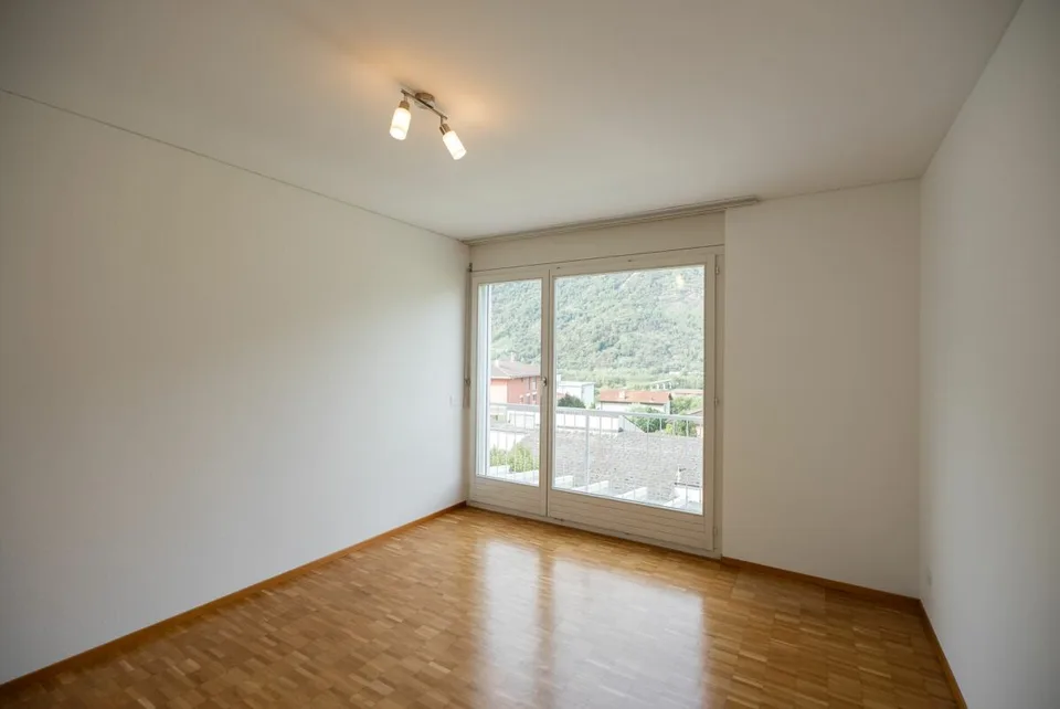 Wir verkaufen ein hübsches Haus in einer ruhigen Gegend von Claro – Foto 8 von 17