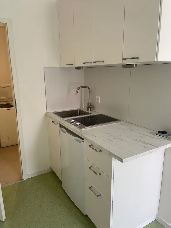 Opportunité à saisir : Atelier lumineux de 32m² au Mont-sur-Lausanne – photo 4 sur 6