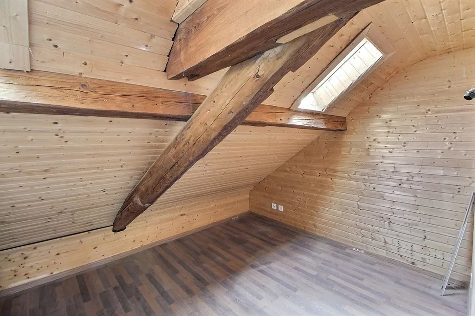 In einem Bauernhof: Große Wohnung zum Fertigstellen der Renovierung – Foto 7 von 11