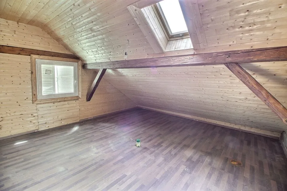 In einem Bauernhof: Große Wohnung zum Fertigstellen der Renovierung – Foto 9 von 11