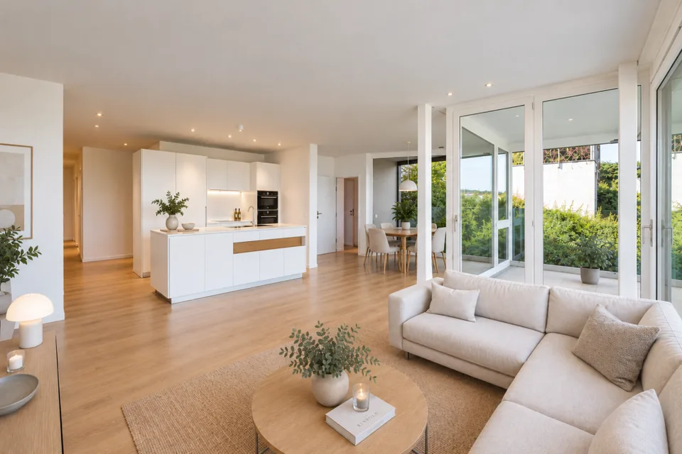 Habitation exclusive avec vue sur le lac et loin, et un jardin d'hiver ensoleillé – photo 2 sur 7