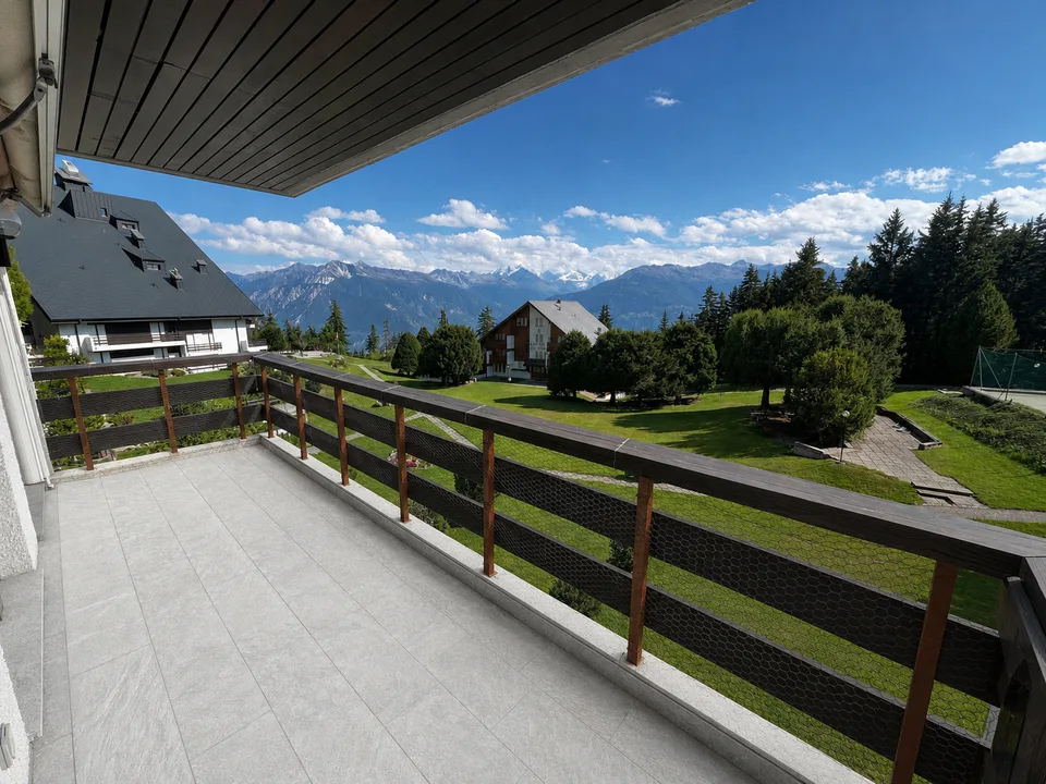 À louer à la semaine : Appartement Ski-in, Ski-out de 5.5 pièces avec 2 places de parc intérieurs, à Montana ! – Foto 2 von 13
