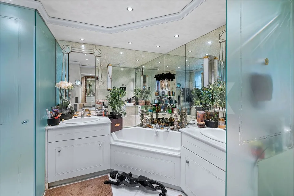 Privatsphäre, Weitblick und Feriengefühl grosszügiges 5½-Zimmer-Haus – Foto 9 von 13