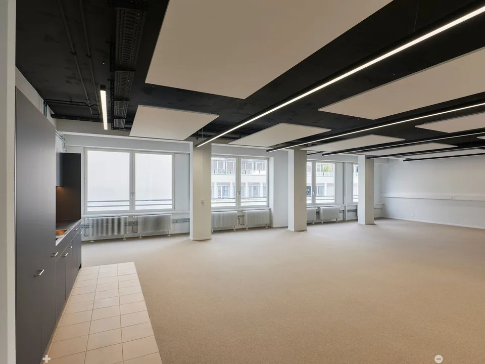 550 m² pour votre vision – espace de bureau avec potentiel d'expansion à Biel – photo 5 sur 12