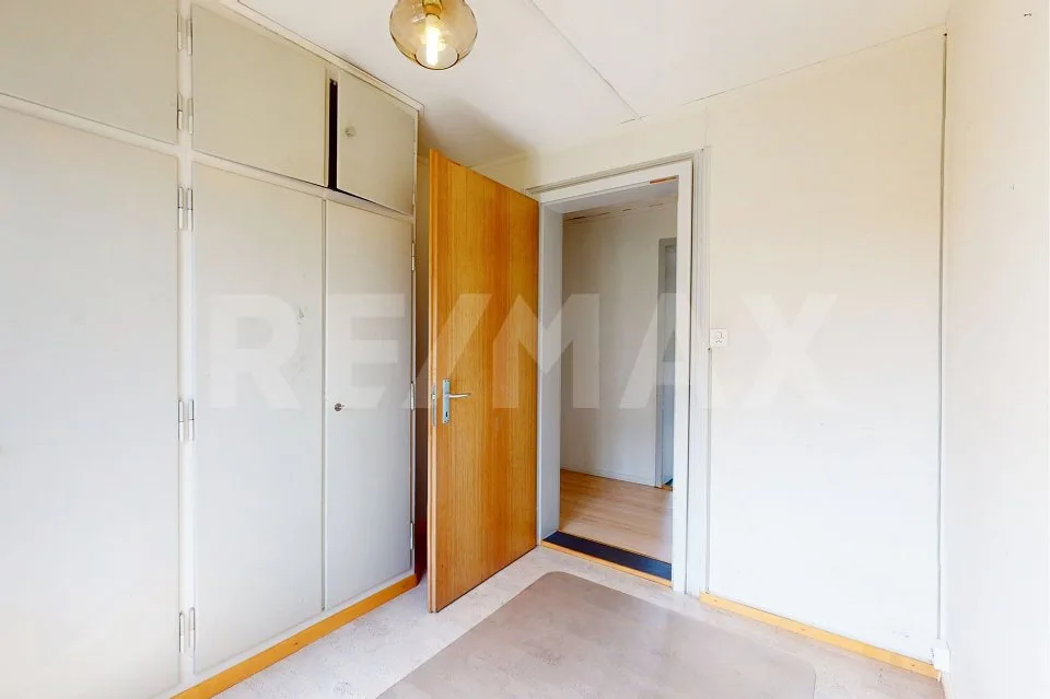 Teilrenoviertes Einfamilienhaus mit viel Platz und Potenzial – Foto 6 von 13