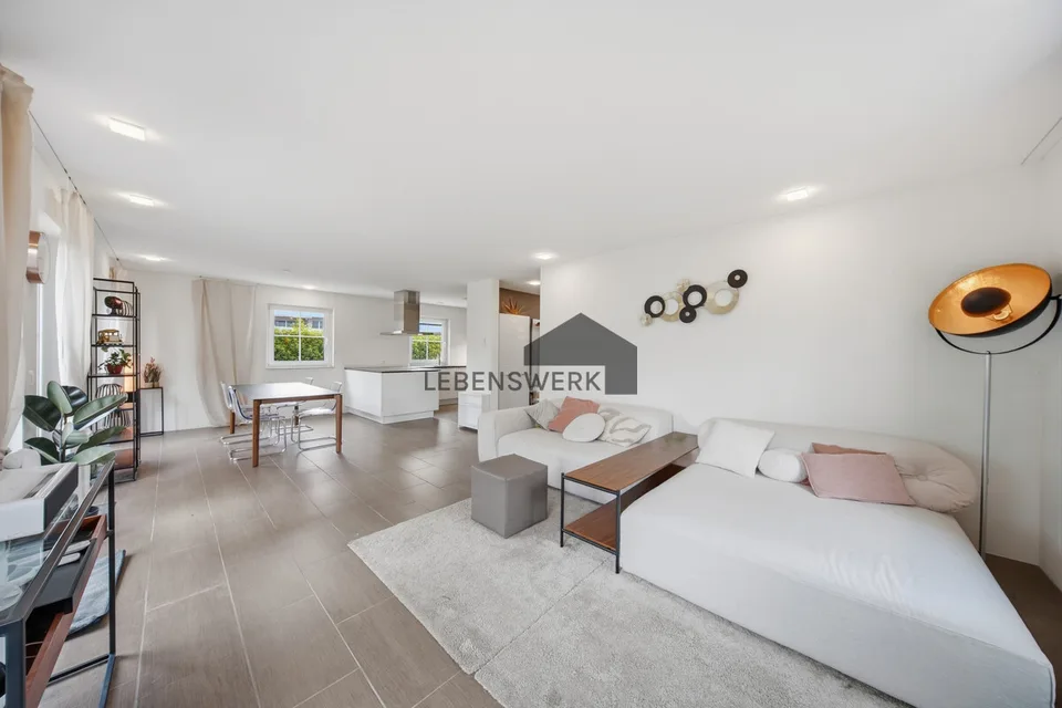 Modernes Familienhaus mit Garten und viel Platz, Märstetten TG – Foto 3 von 13