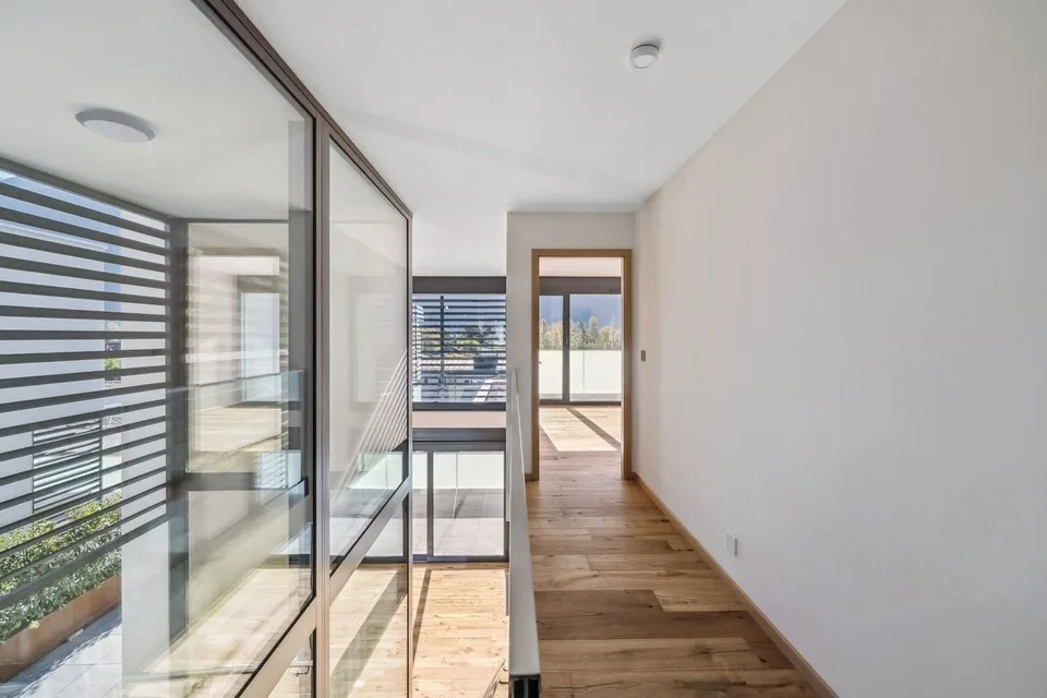 Luxuriöse Diskretion und außergewöhnliche Aussicht – Foto 11 von 13