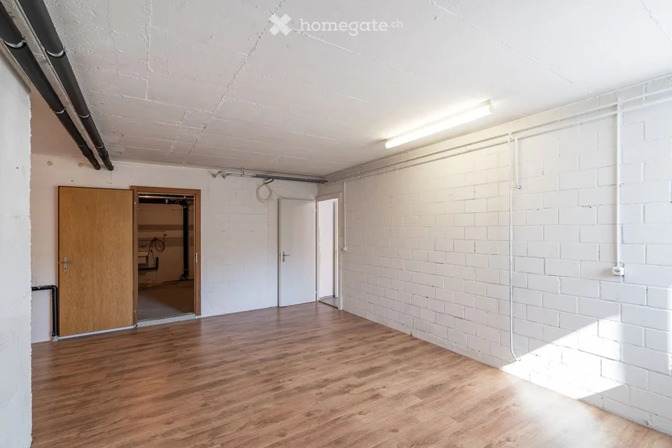 Casa unifamiliare di 6,5 locali con vista lontana in una posizione soleggiata e tranquilla – foto 10 di 30