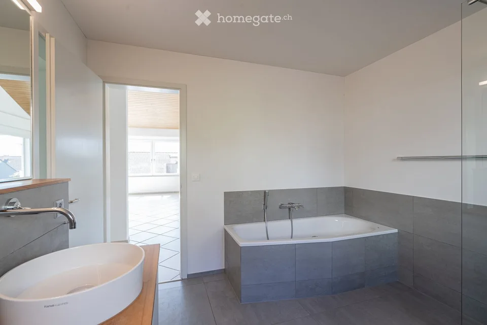 Casa unifamiliare di 6,5 locali con vista lontana in una posizione soleggiata e tranquilla – foto 19 di 30