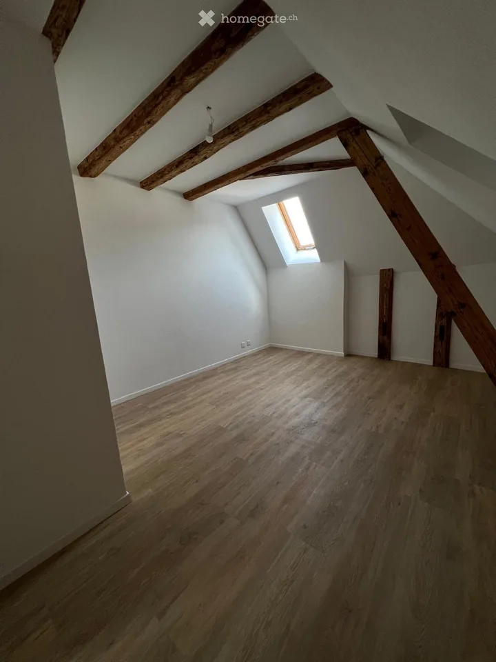 Prächtige 4-Zimmer-Wohnung – Foto 3 von 5