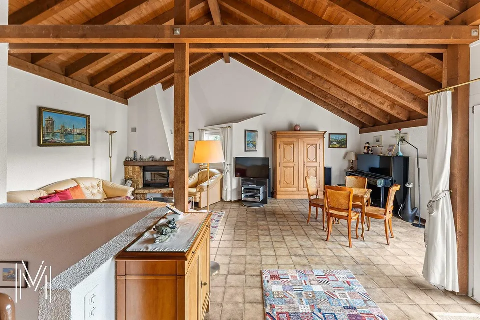 Schönes Haus 6,5 Zimmer mit Abstellraum und Ausnahmeblick – Foto 6 von 13