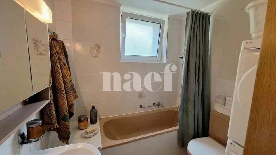 Appartement de 5.5 pièces au rez-de-chaussée avec cheminée et balcon – photo 8 sur 9