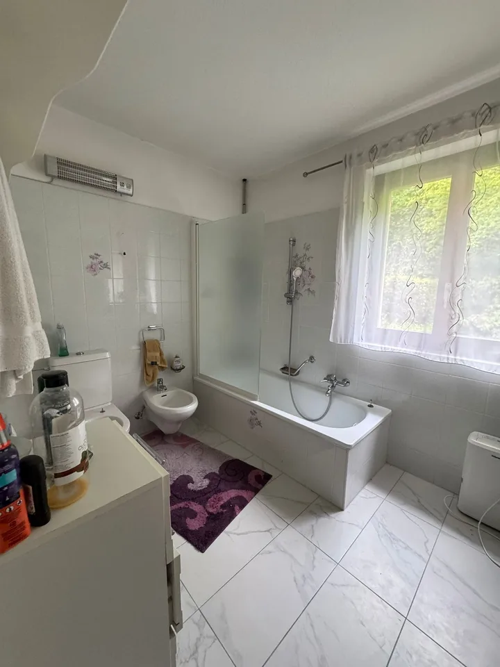 Unabhängige 5.5-Zimmer-Villa – Foto 10 von 14