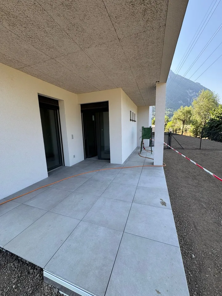 Elegantes Doppelstockapartment mit 3.5 Zimmern in Melano – Foto 12 von 14