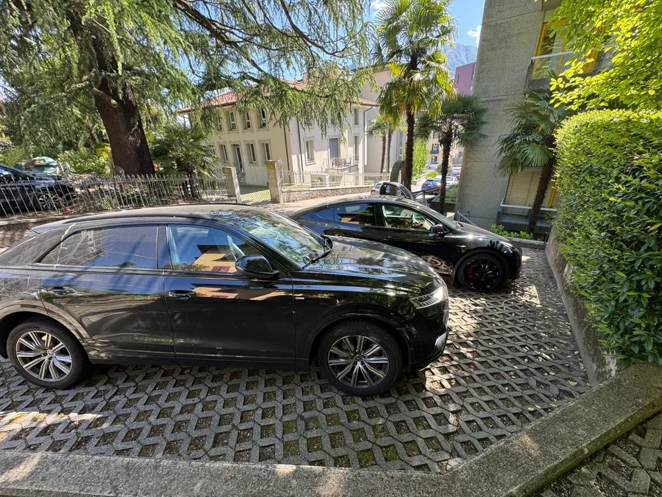 Villa im Liberty-Stil von hohem Wert – Foto 3 von 26