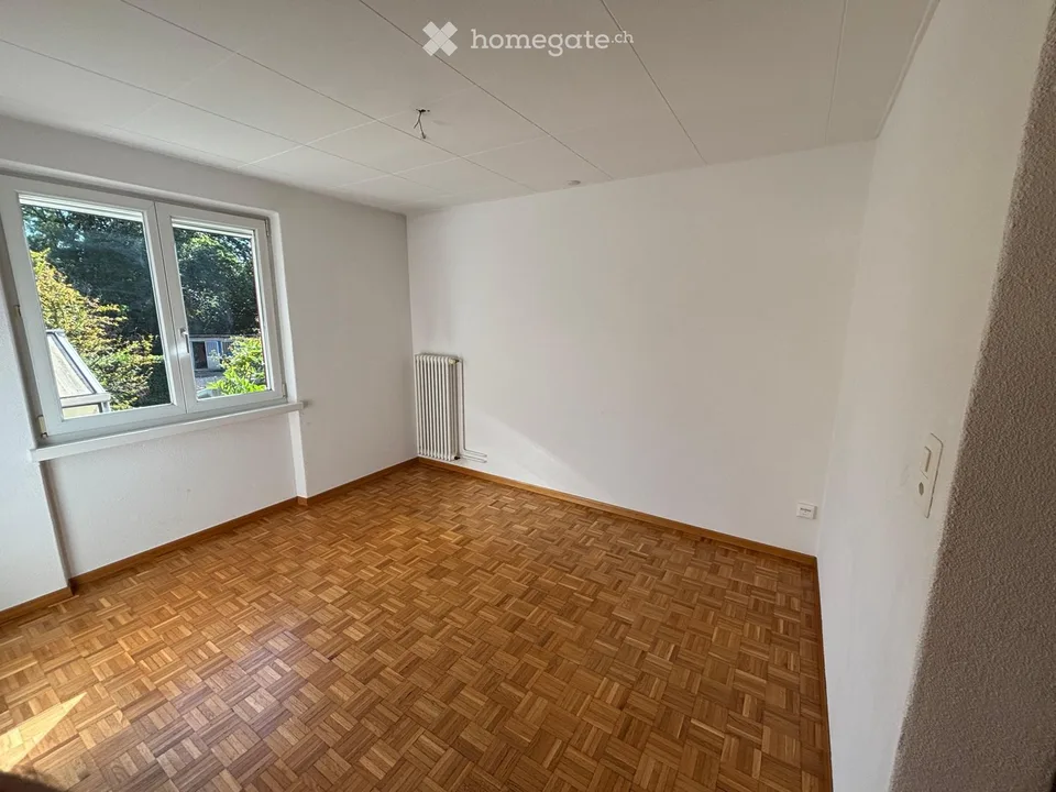 Schönes 3.5-Zimmer-Apartment in Doppelhaushälfte – Foto 5 von 5